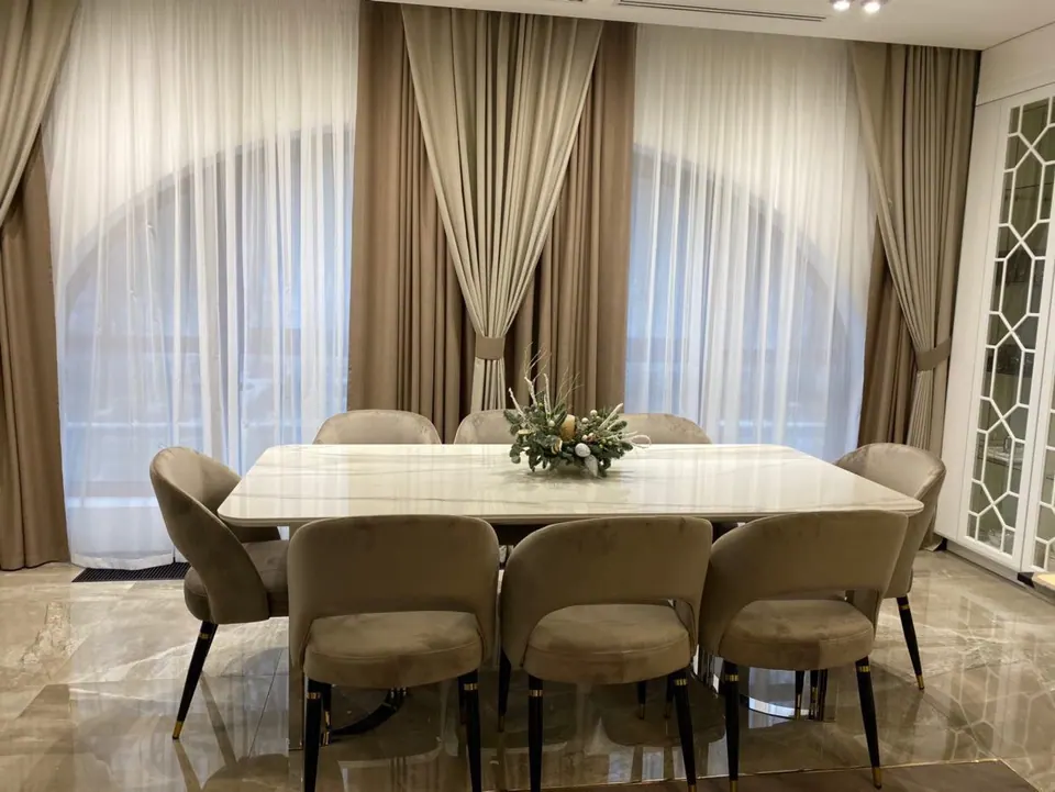 Obývačka s kuchyňou — byt v Londýne, 120 m²
