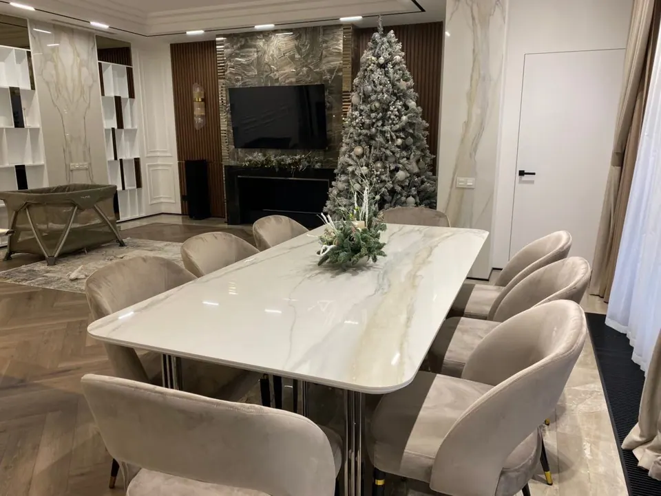 Obývačka s kuchyňou — byt v Londýne, 120 m²