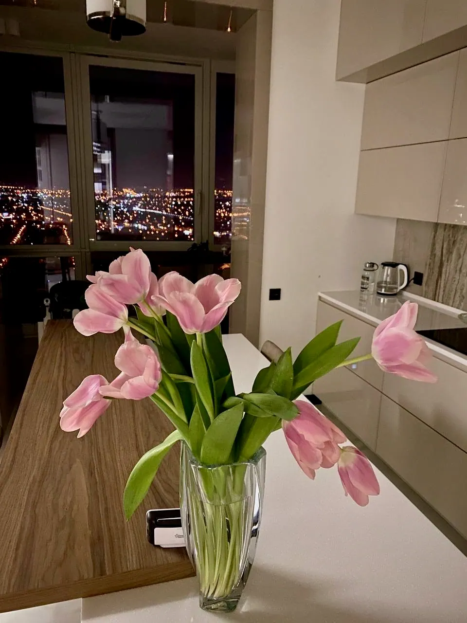 Stauraummöbel nach Maß im Schlafzimmer, Barcelona, Spanien